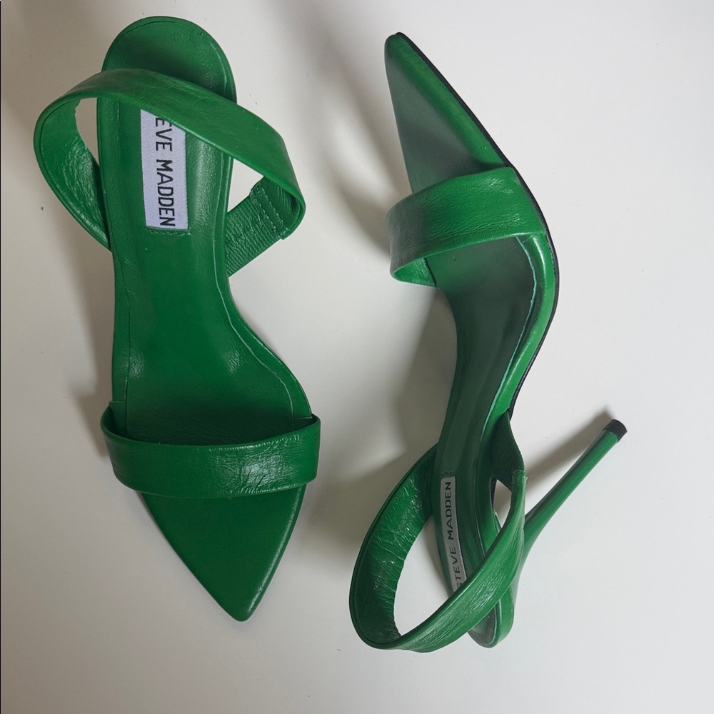 Steve Madden Emerald Green Pointed Toe Stiletto Sandals